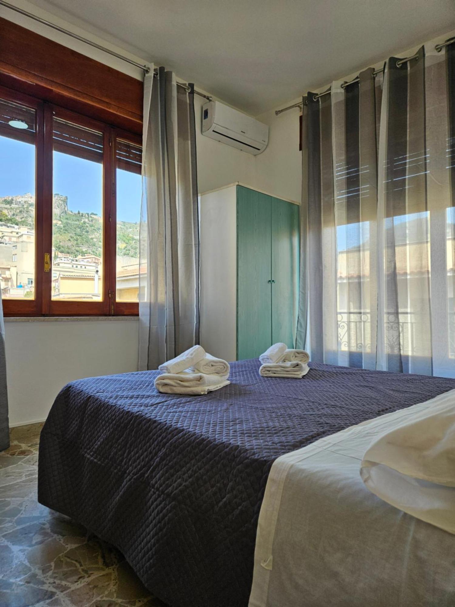 Porta Messina Rooms Таормина Экстерьер фото