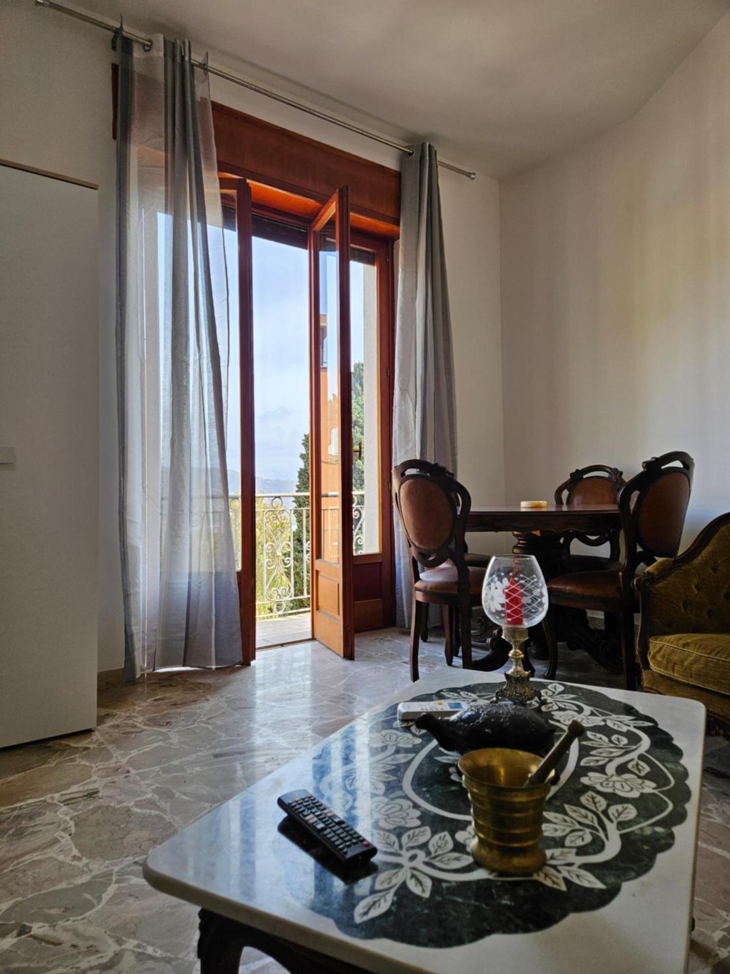 Porta Messina Rooms Таормина Экстерьер фото